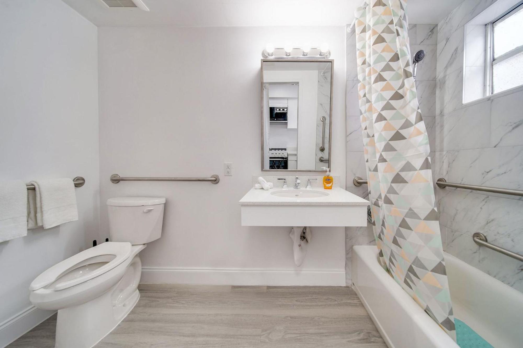 מיאמי ביץ' Deco Beachside Apt, W/2 Queen Beds, Washer/Dryer מראה חיצוני תמונה