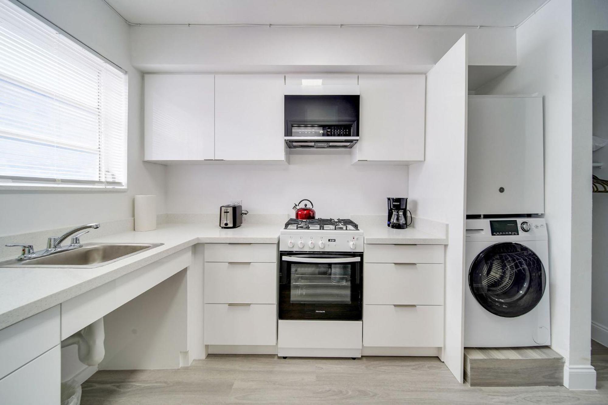 מיאמי ביץ' Deco Beachside Apt, W/2 Queen Beds, Washer/Dryer מראה חיצוני תמונה